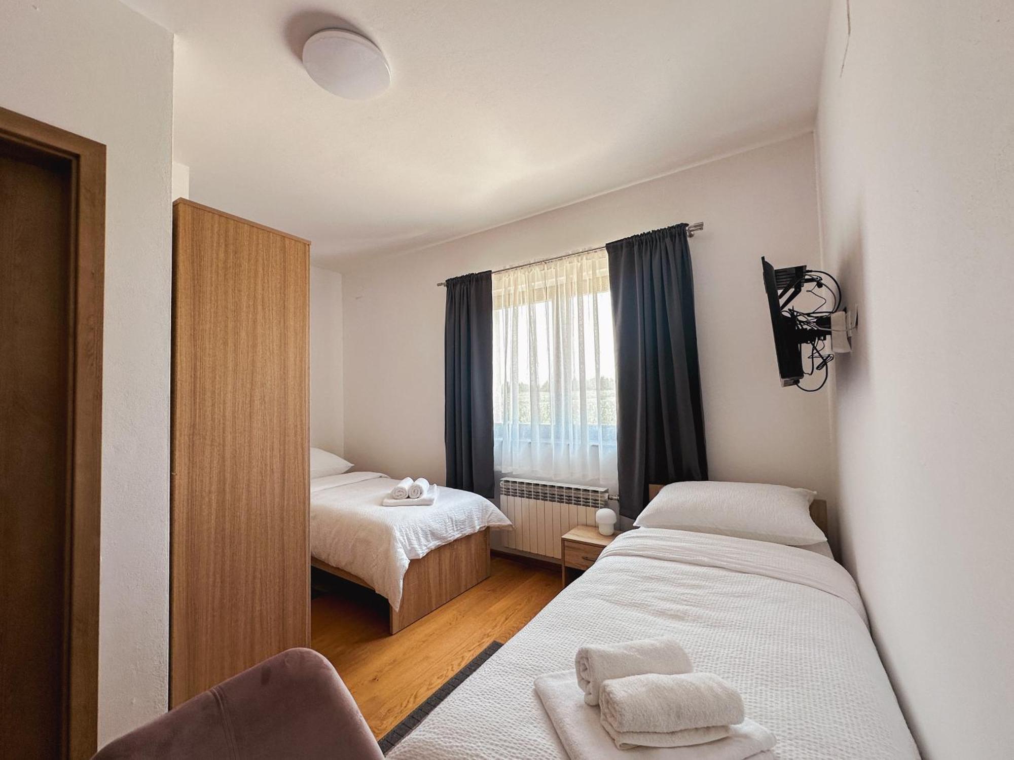 Rooms Enter Ogulin Ostarije Exterior foto